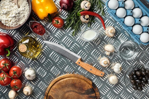 Kuchenne stanowisko z przyborami